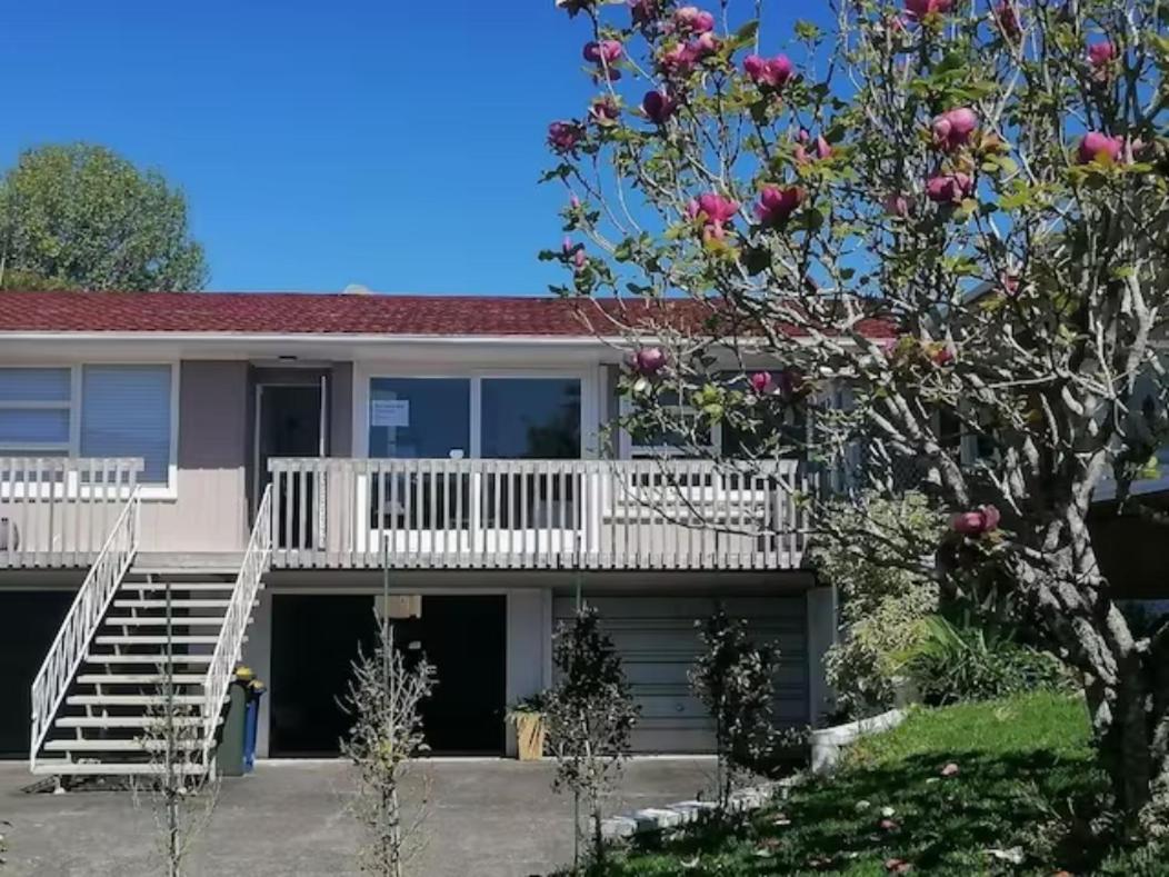 Centre Takapuna 2 Beds & Garage & Netflix Окленд Екстер'єр фото